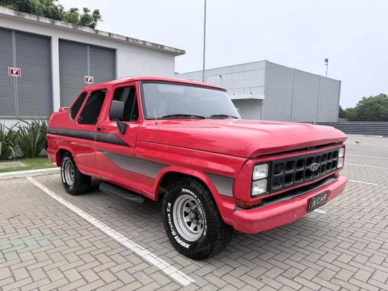 FORD F-1000 3.9 CD DIESEL 2P MANUAL FORD F-1000 3.9 CD DIESEL 2P MANUAL